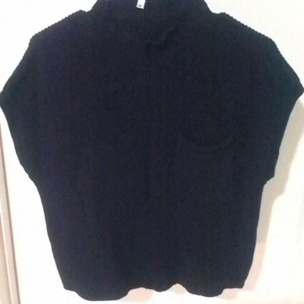 Black Cropped Top